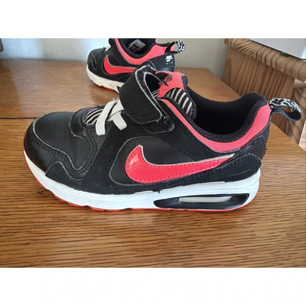 Nike Air Max Trax TDV Size 10C Black Hyper Punch White 644474 003
